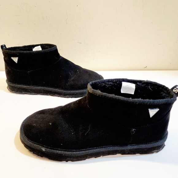 GUESS Stylish Black faux fur Suede ankle booties size 8.5 M - Picture 3 of 11